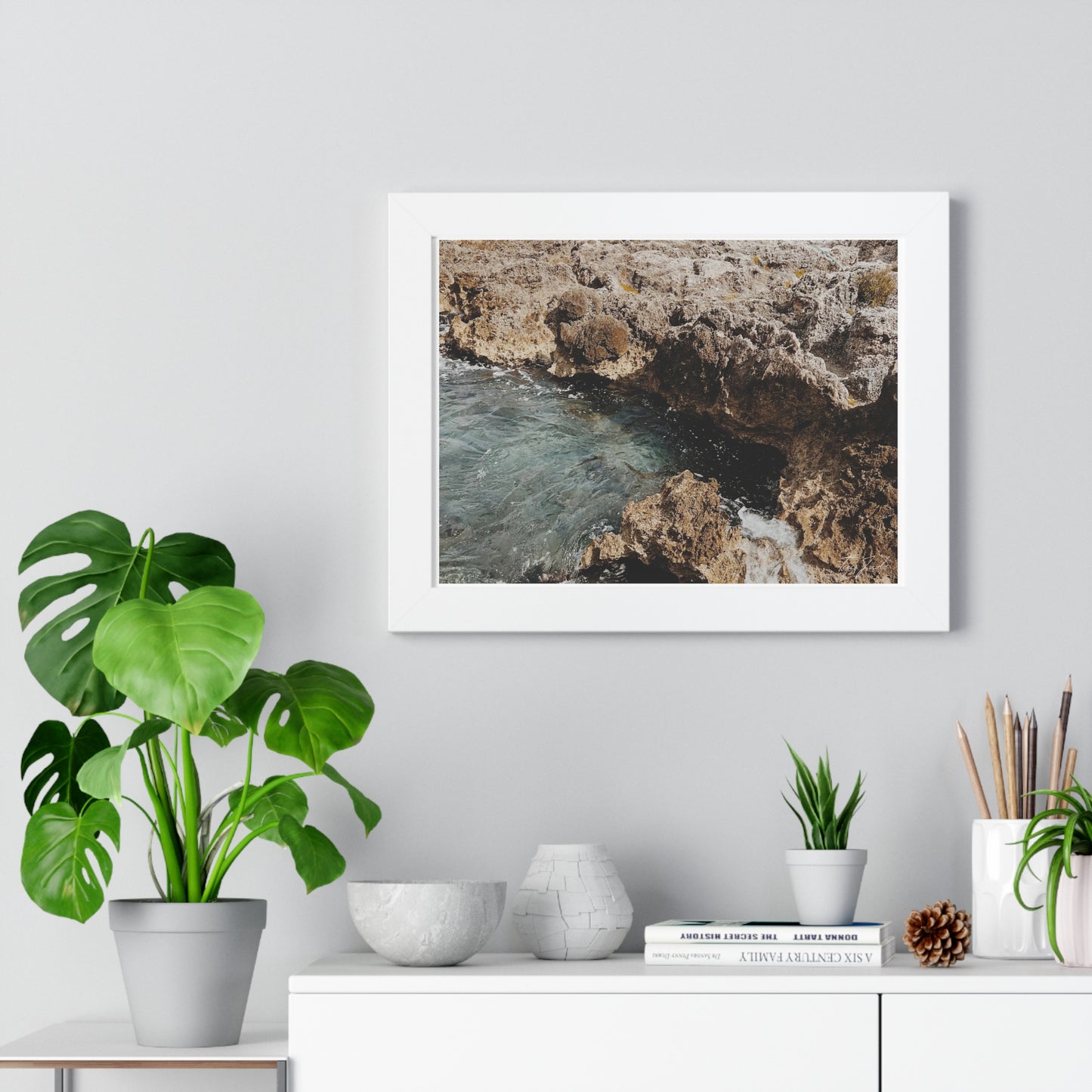 Low Tide - Framed Horizontal Poster